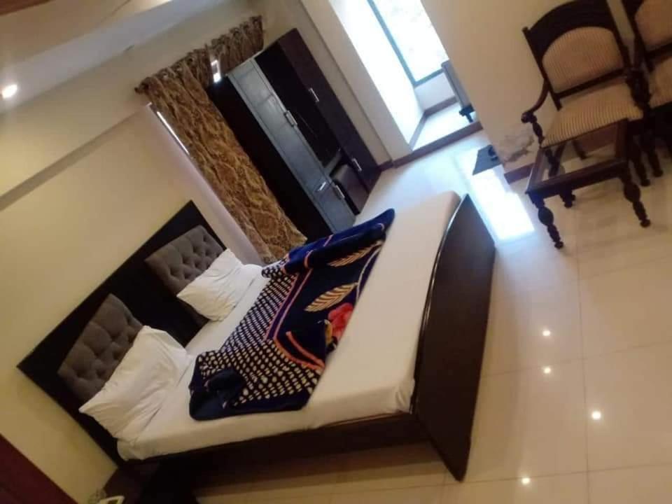 Pak Hotel Islamabad Exteriör bild